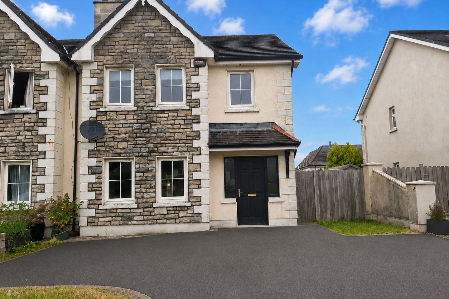 24 Ráth Glas, Rehins Fort, Ballina, Co. Mayo, F26R2W4