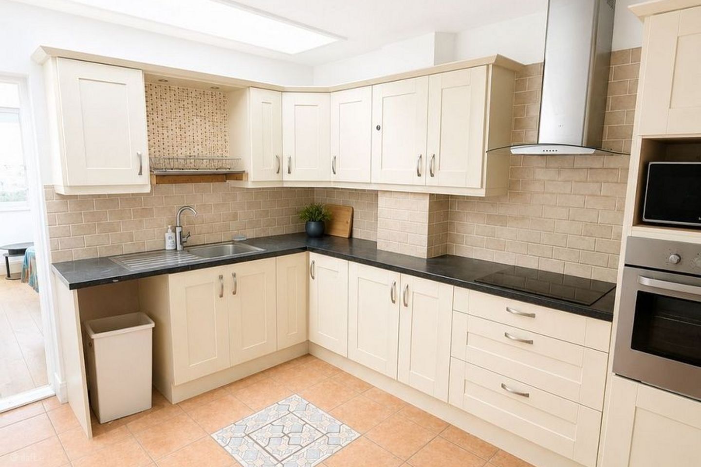 11 Brabazon Street, The Coombe, Dublin 8