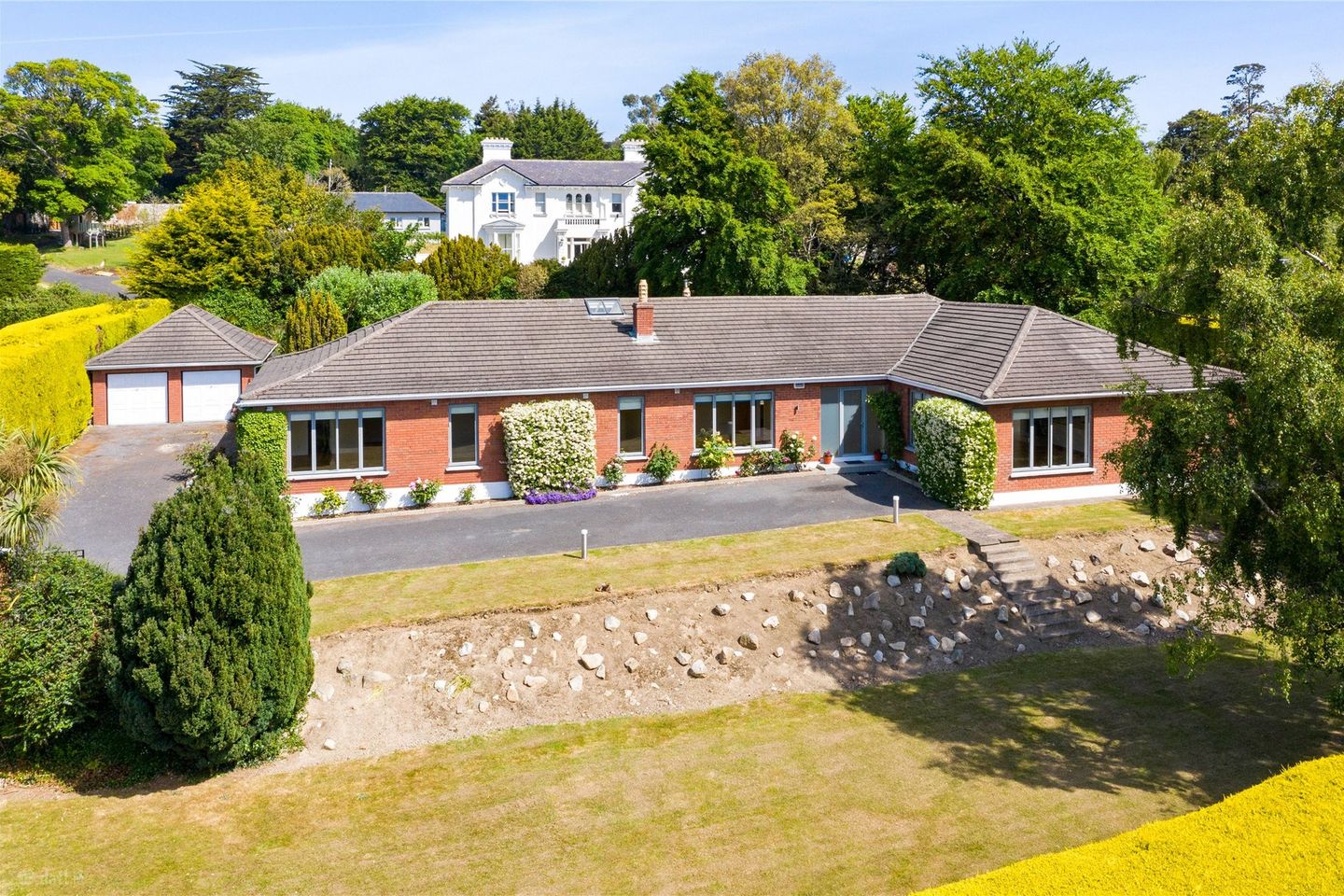 The Laurels, Cenacle Grove, Killiney, Co. Dublin, A96EV12