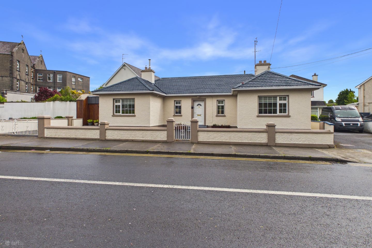 1 Lake Road, Loughrea, Co. Galway, H62RC44