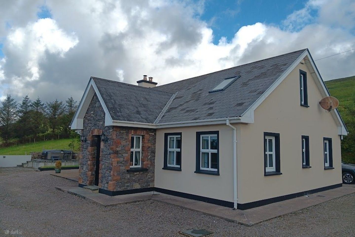 Farna, Castlemaine, Killarney, White Gate Cross Roads, Co. Kerry