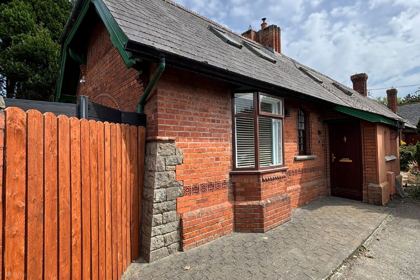 5 Plunkett Cottages, Portmarnock, Dublin 13