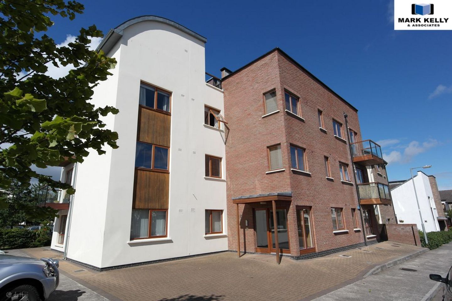 12 Hunters Avenue, Hunters Wood, Ballycullen, Dublin 24