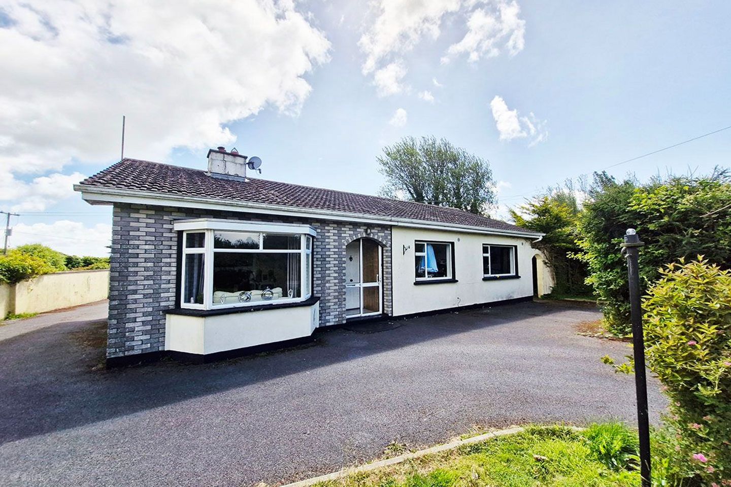 Hillview House, Curraghmore, Saltmills, Ballycullane, Co. Wexford, Y34K683
