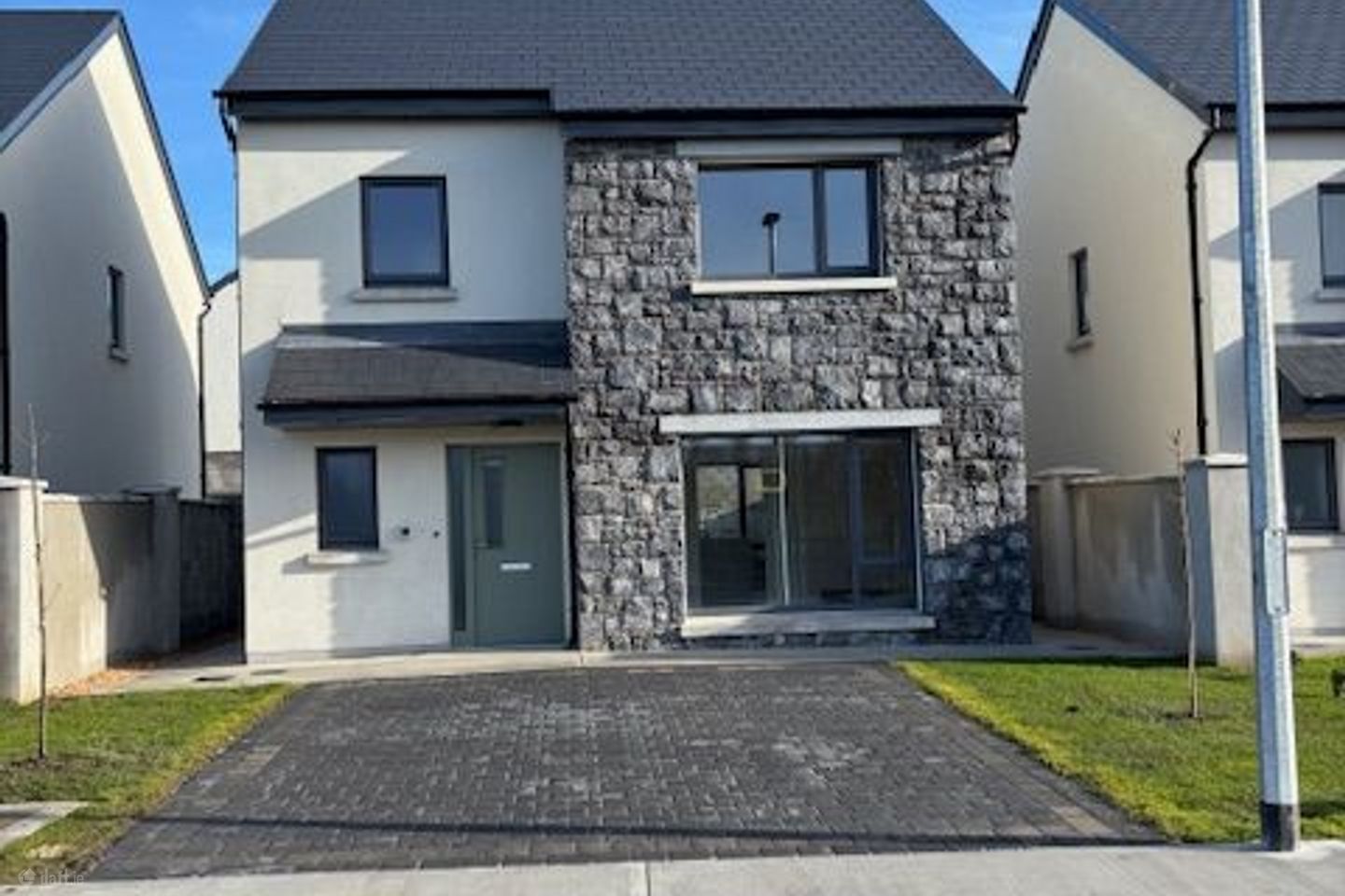 35 Church Hill, Bunratty, Hurlers Cross, Co. Clare