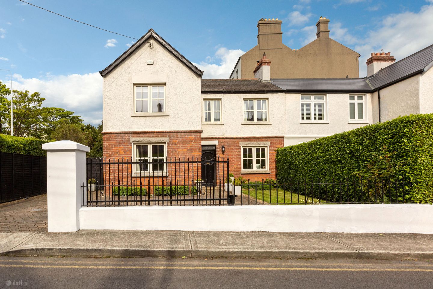 5 Eaton Square, Monkstown, Co. Dublin