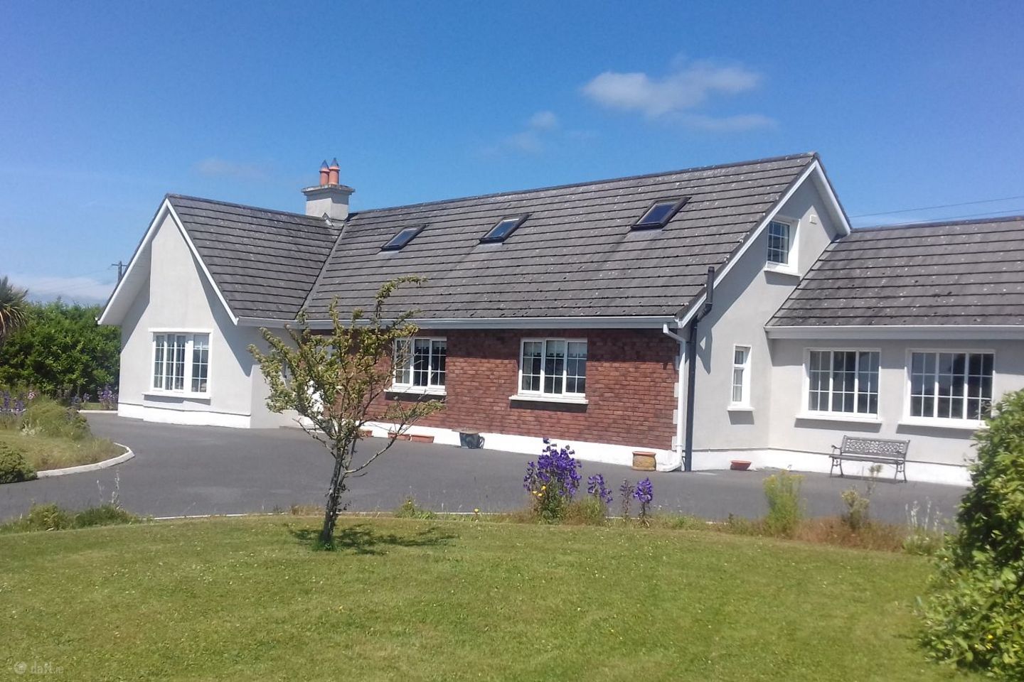 Clonoghill Upper, Birr, Co. Offaly, R42P209