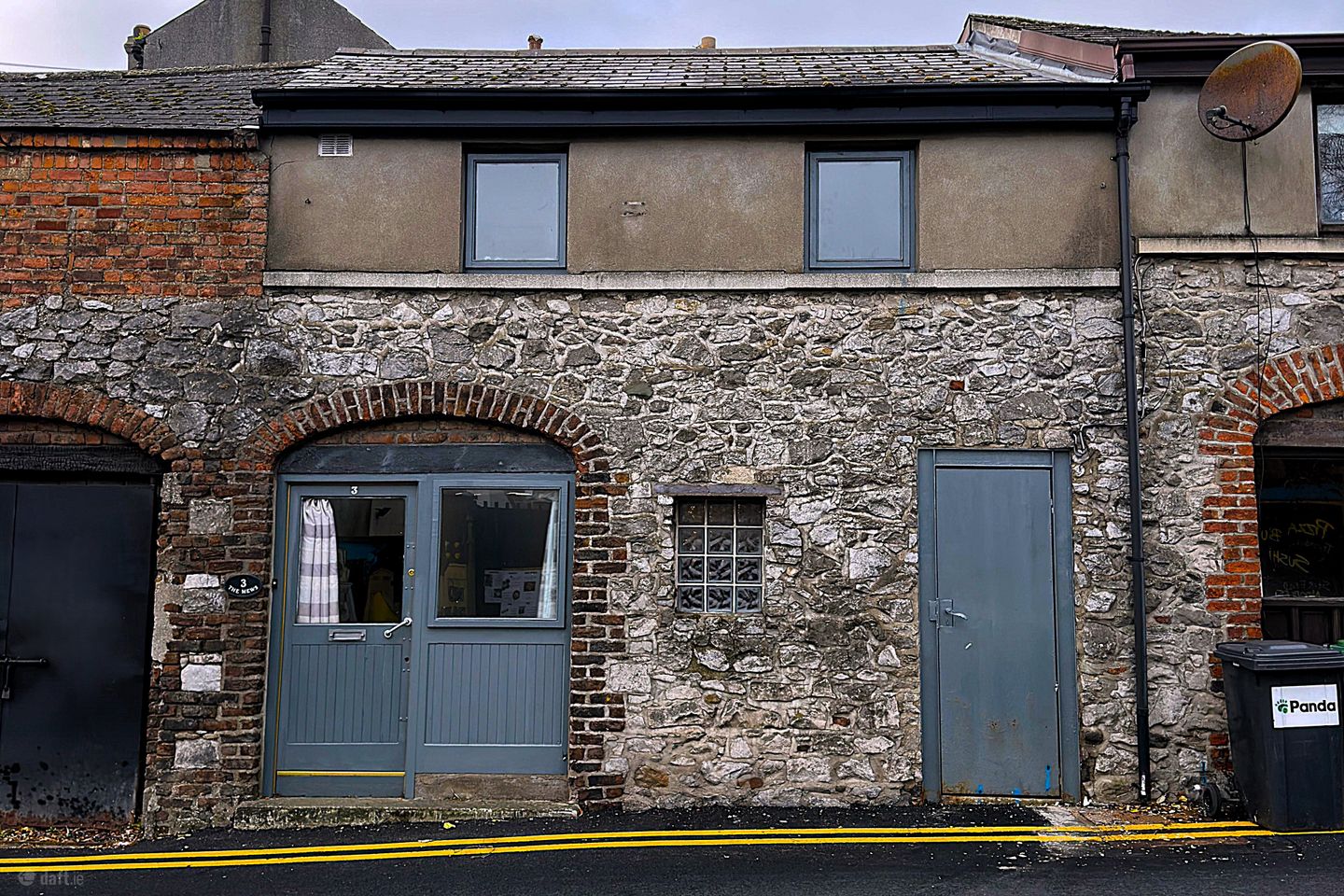 3 The Mews, Francis Street, Drogheda, Co. Louth, A92KX94