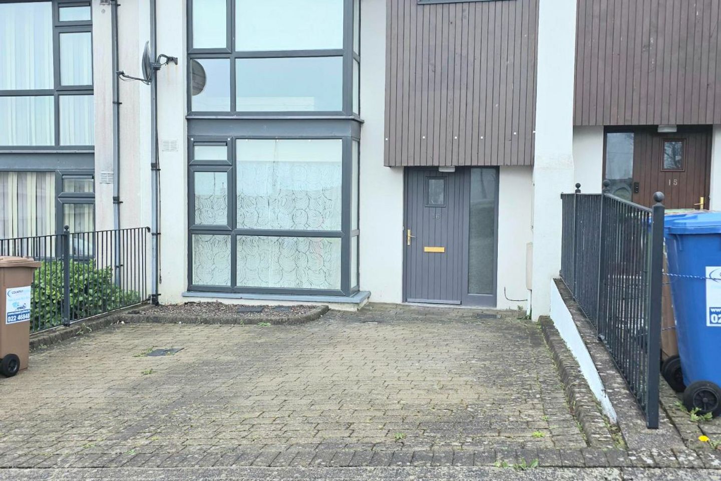 16 Marine Gates, Carrignafoy, Cobh, Co. Cork, P24KT91