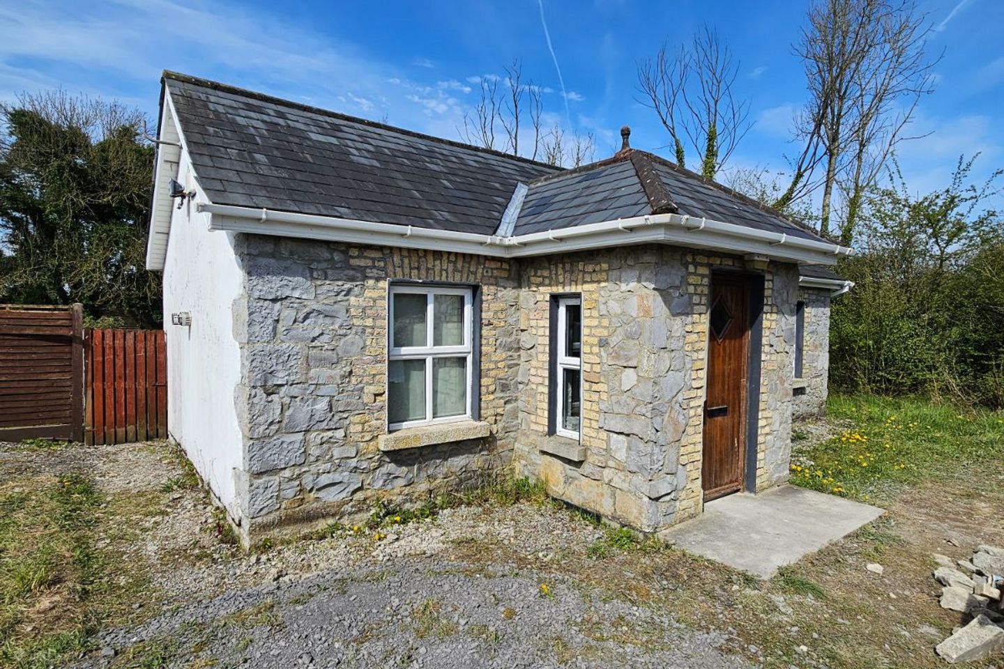 Clonmore, Edenderry, Co. Offaly, R45PA89