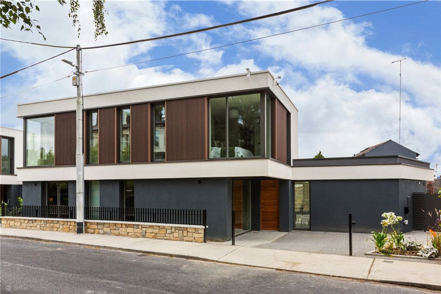 Bixanta, Knapton Road, Monkstown, Co. Dublin, A96X4DC