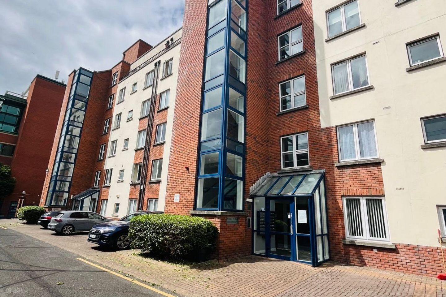 CUSTOM HOUSE HARBOUR APARTMENTS, IFSC, Co. Dublin