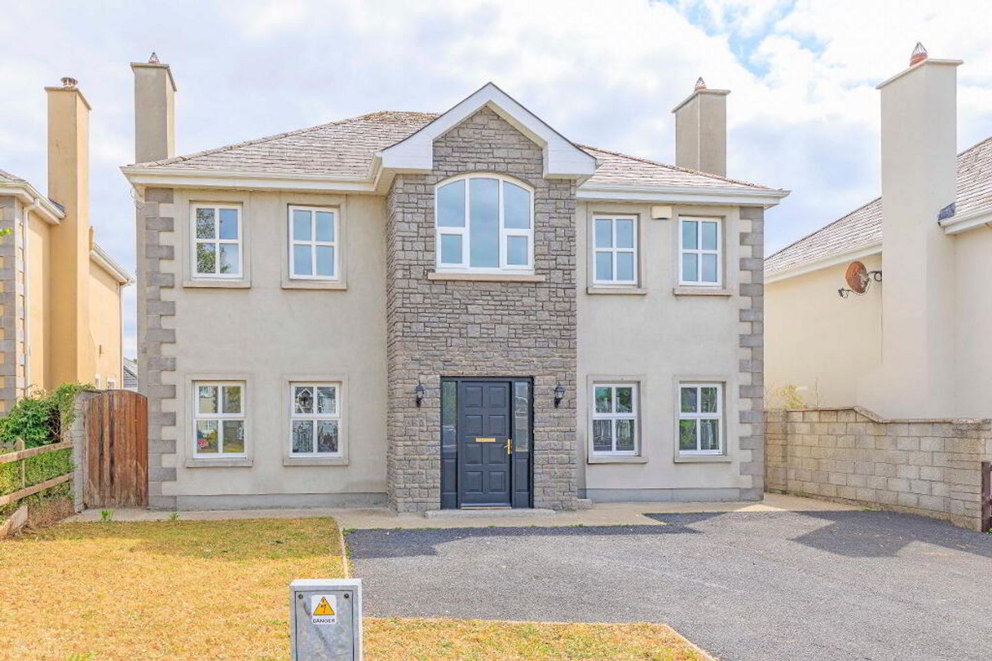 37 Mulcaire Manor, Newport, Co. Tipperary, V94FY9T