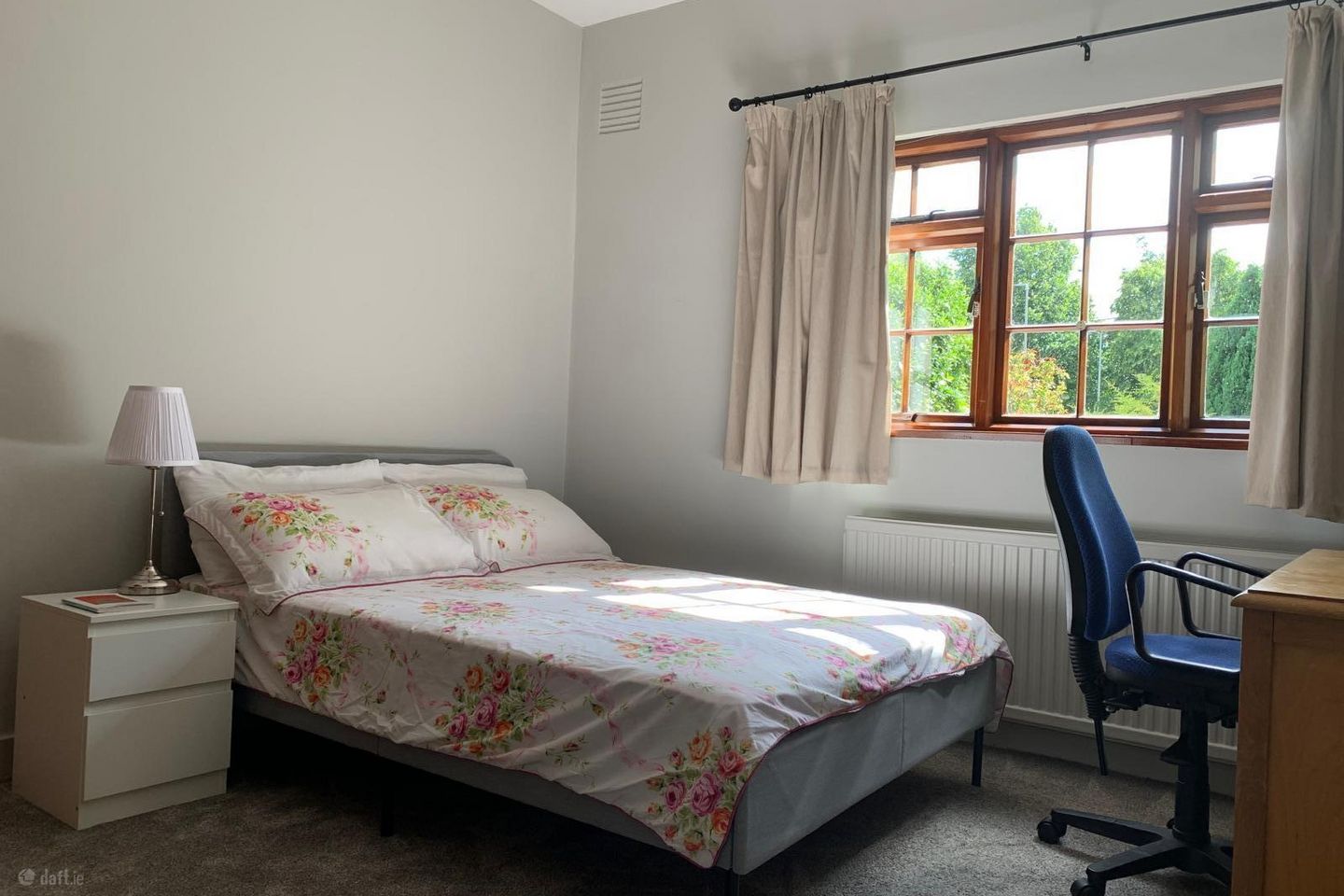 Dublin 4, UCD Bus Stop. 3 MINUTES AWAY FROM UCD UNIVERSITY, Donnybrook, Co. Dublin