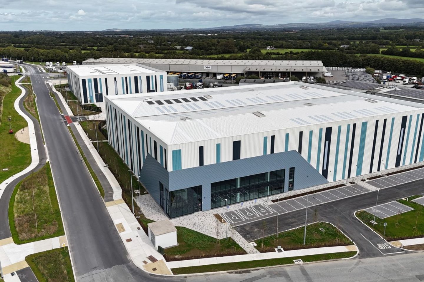 Unit 28B Momentum Logistics Park, Naas, Co. Kildare