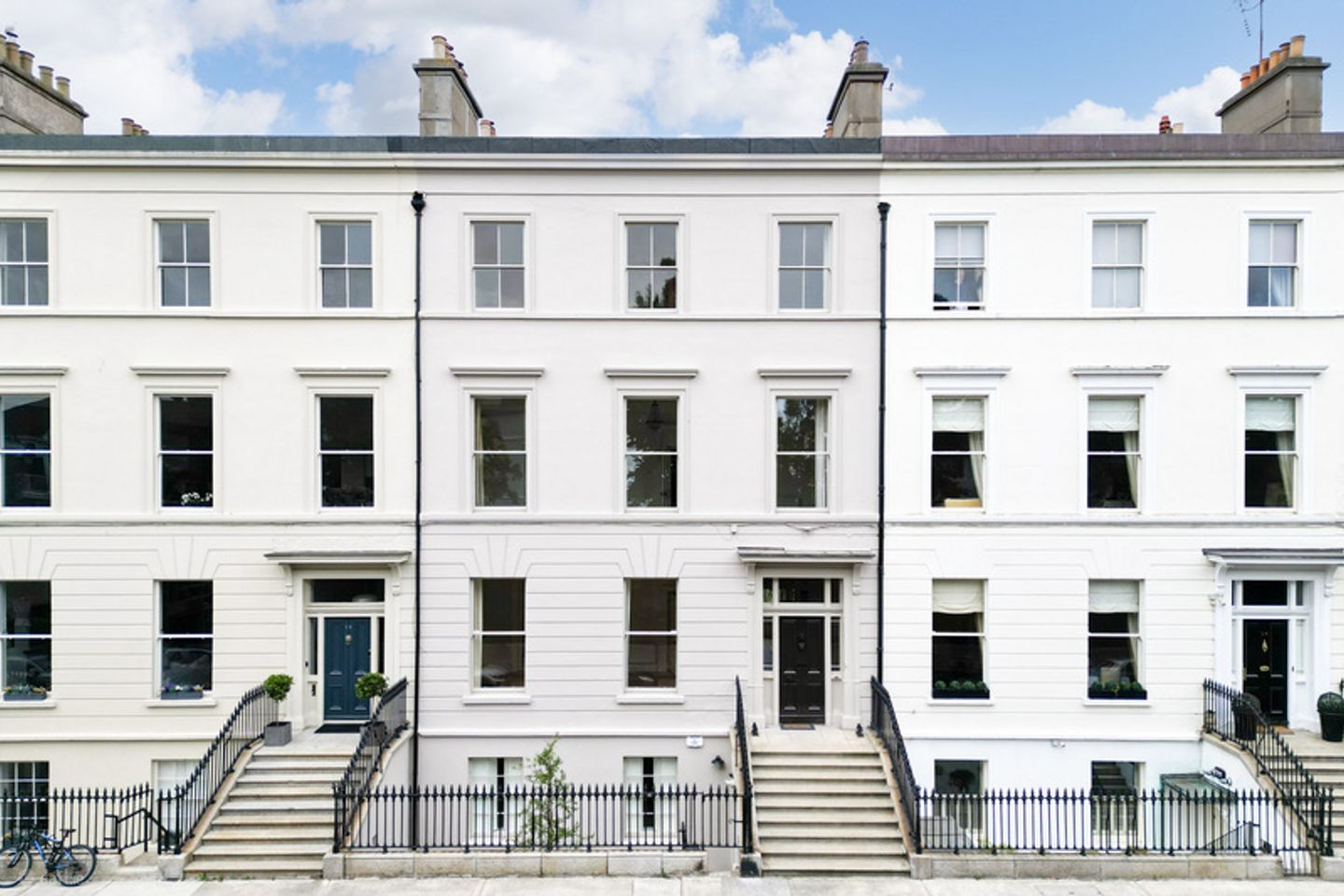 25 Longford Terrace
Monkstown
Blackrock, Co. Dublin