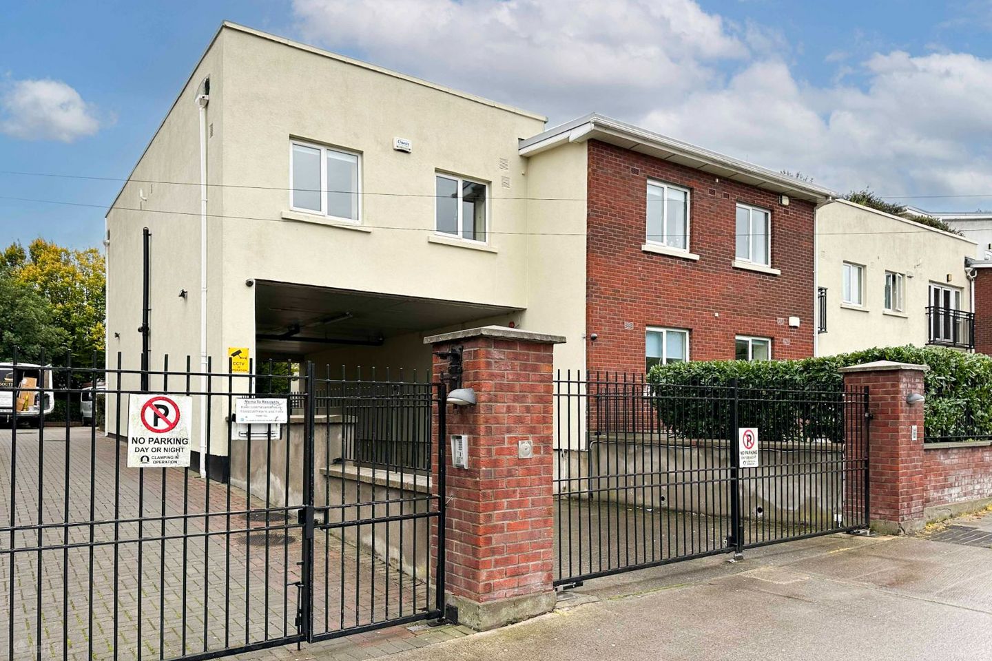 Apartment 8, Carmichael Hall, Saint Columbanus' Road, Dundrum, Dublin 14