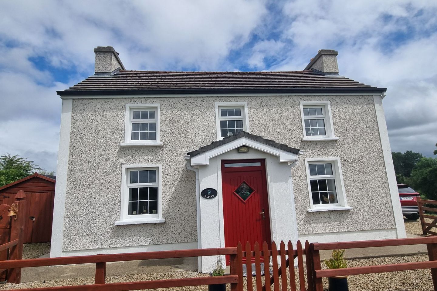 Alpine Lodge, Aghataharn, Charlestown, Co. Mayo, F35YY10