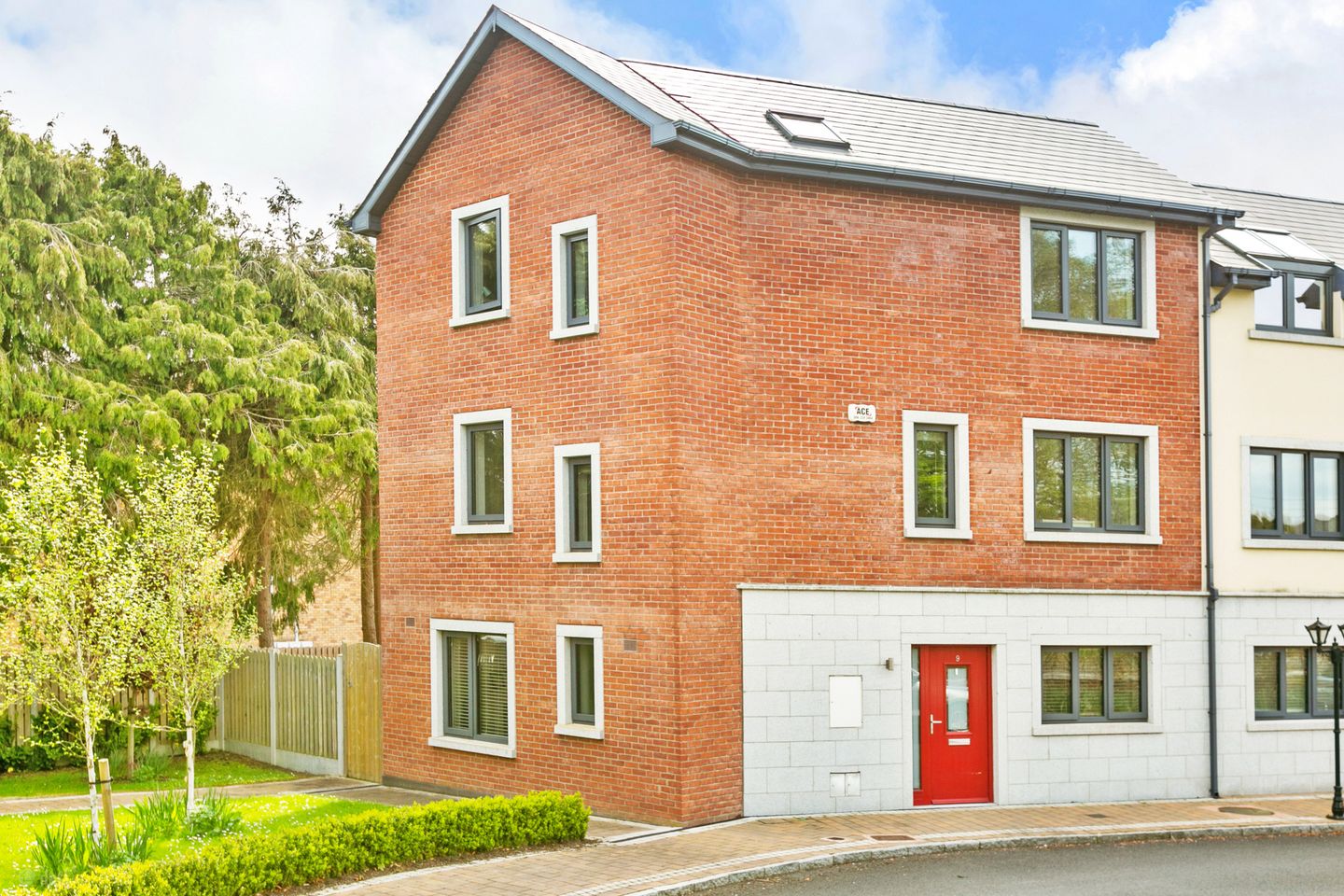 9 Wendover, Beechpark Avenue, Castleknock, Dublin 15, D15VX89