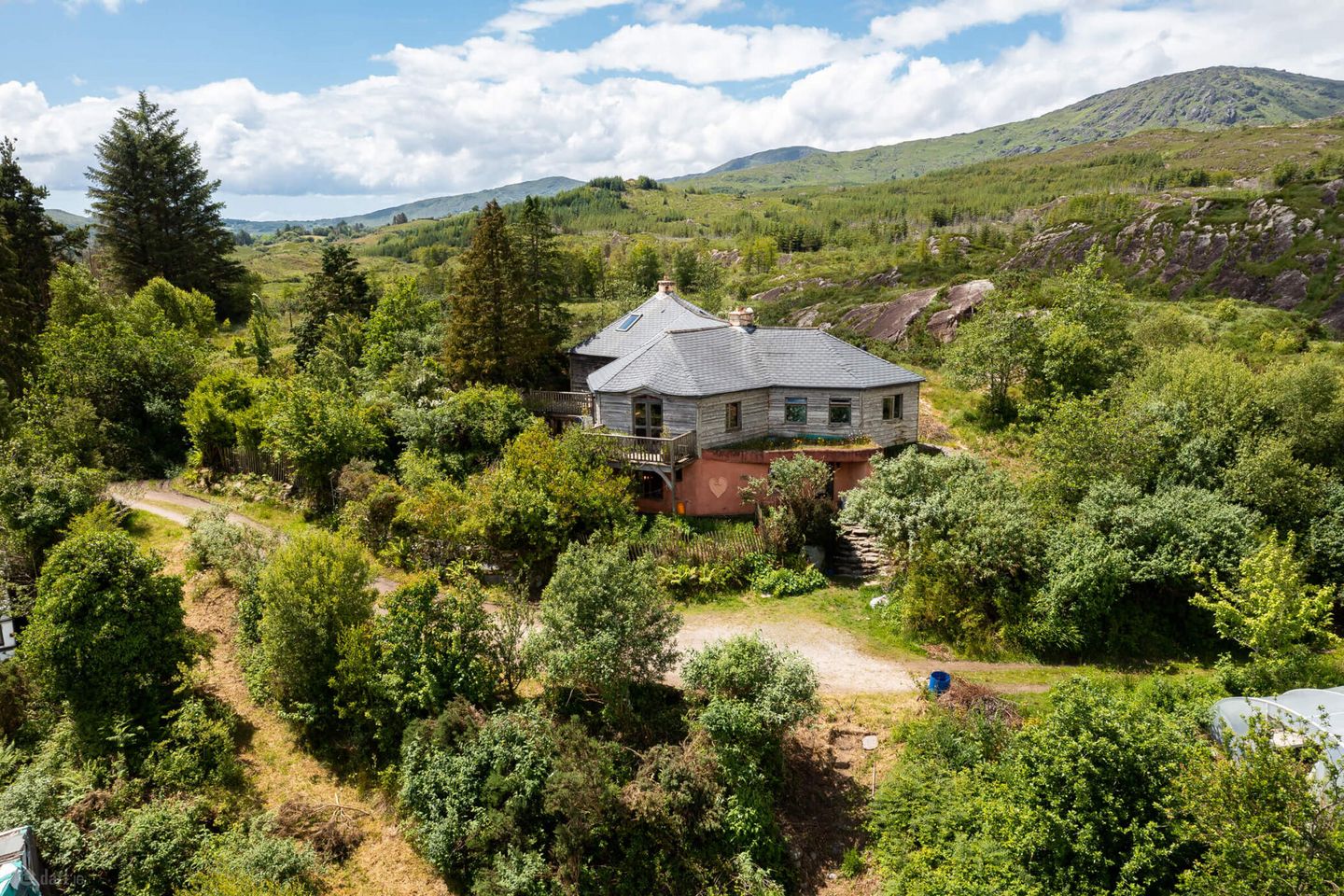 Honeycomb and Honeypot Annex, Derryduff More, Coomhola, Bantry, Co. Cork, P75WD52