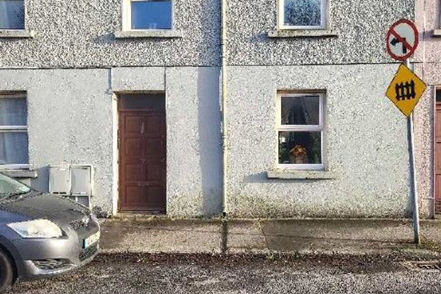 2 Raheen Row, Kevin Barry Street, Ballina, Co. Mayo