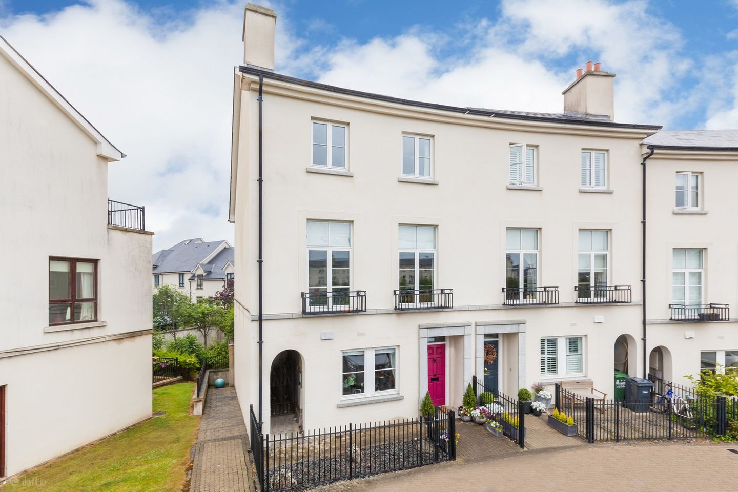 61 The Crescent, Robswall, Malahide, Co. Dublin, K36V967