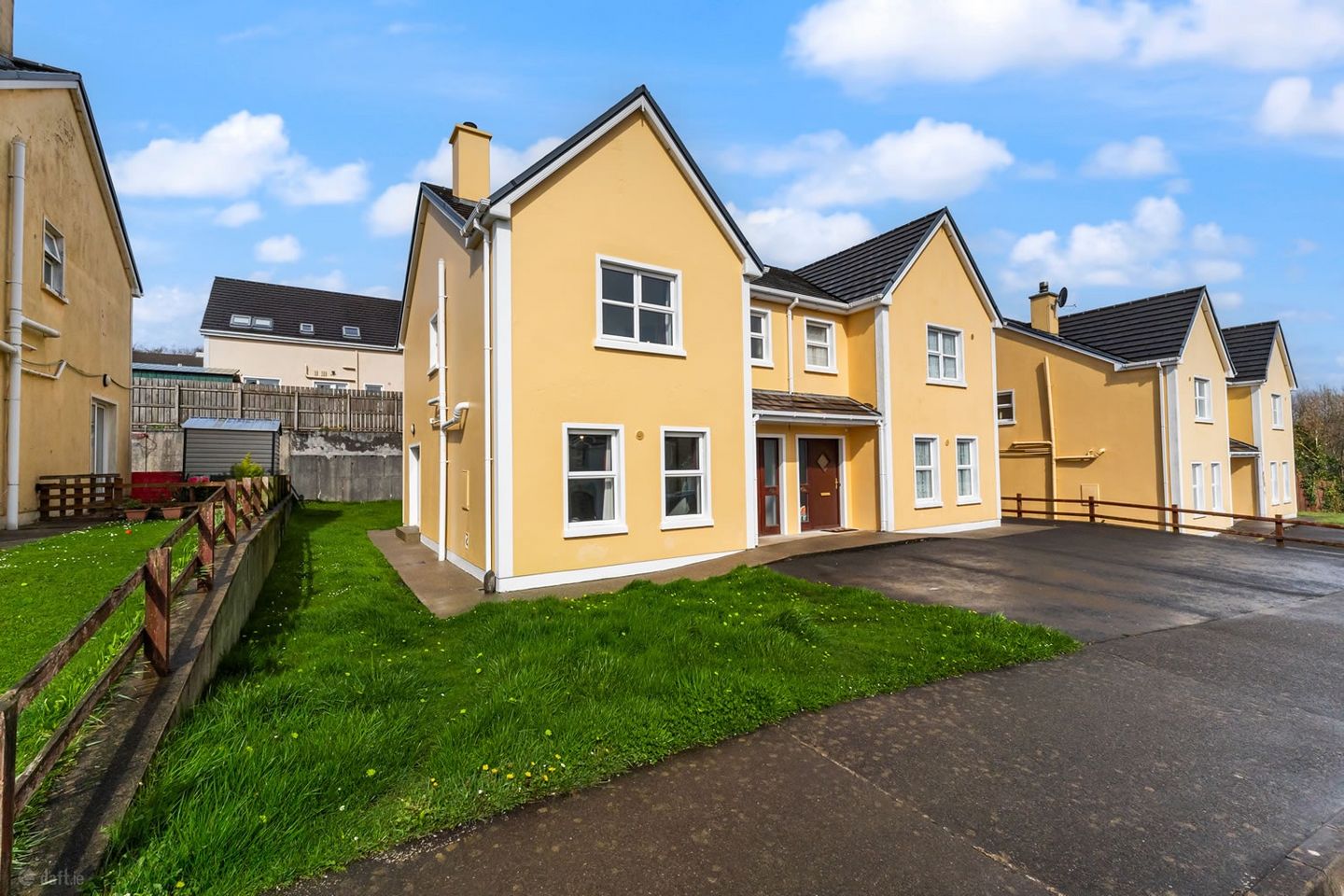 12 Ard Na Gréine, Ardara, Ardara, Co. Donegal, F94NY27
