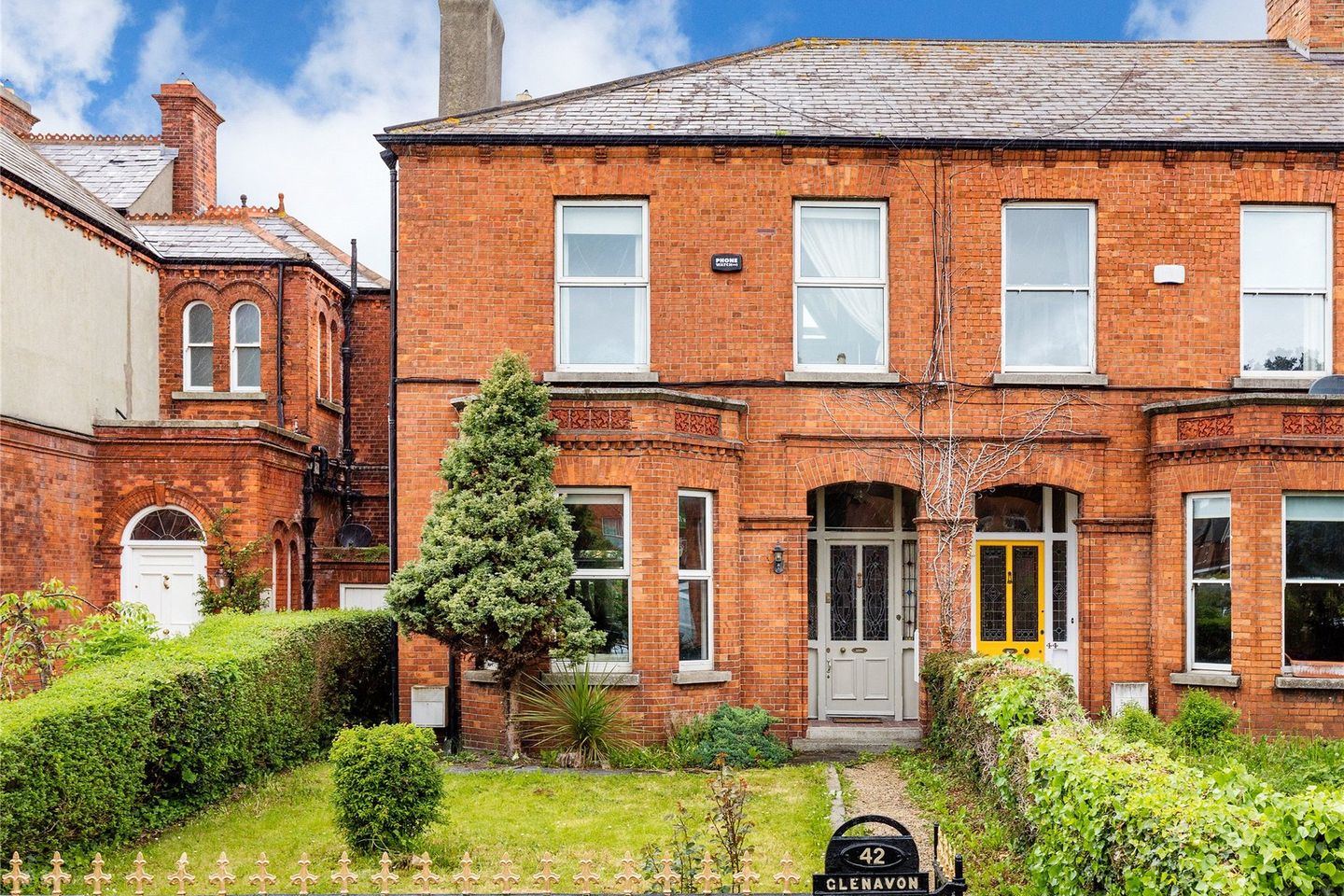 42 Howth Road, Clontarf, Dublin 3, D03HN12