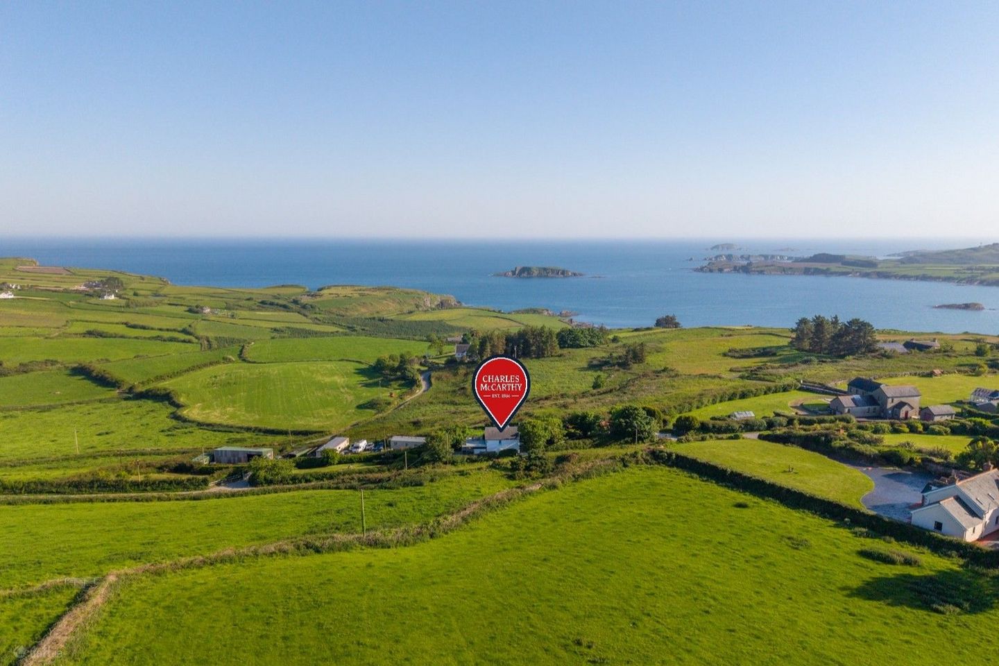 Tim's Cottage, Kilfinnan, Glandore, Co. Cork, P81Y978