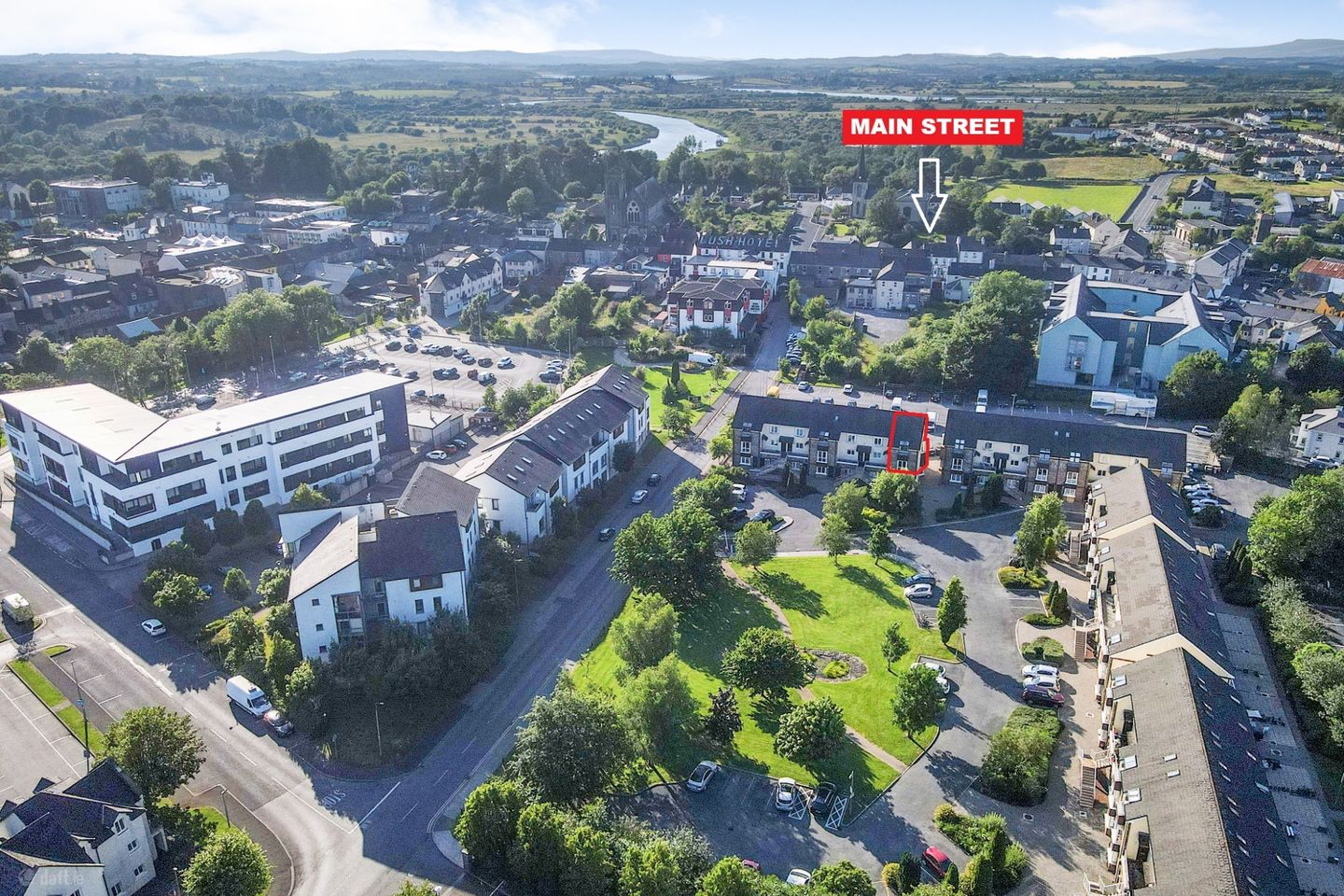 14 Allen, Shannon Court, Carrick-On-Shannon, Co. Leitrim, N41FR13