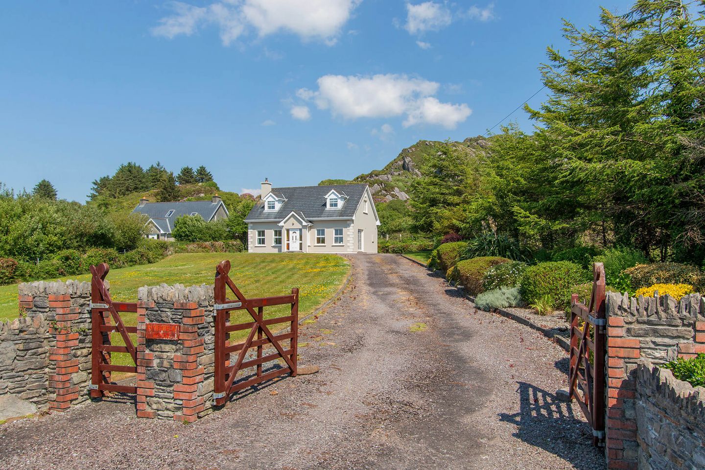 Ballycrovane View, Faunkill, Eyeries, Co. Cork, P75VX51