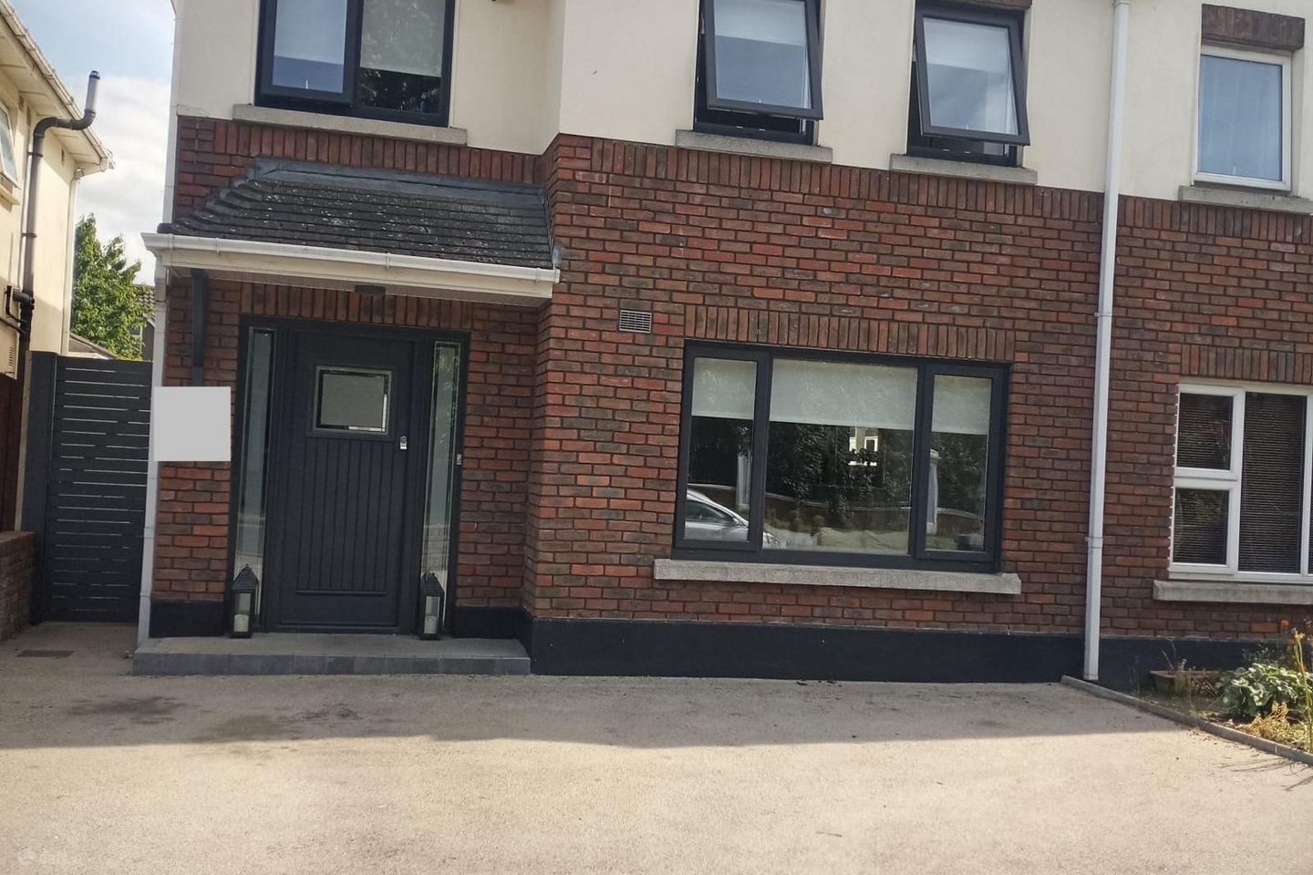 Wainsfort Manor Drive, Terenure, Dublin 6W