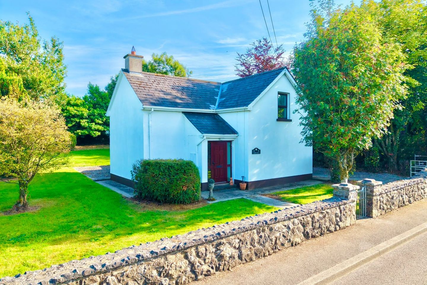 Tigín Bán, Tullyshaughlin, Mount Temple, Mount Temple, Co. Westmeath, N37F973