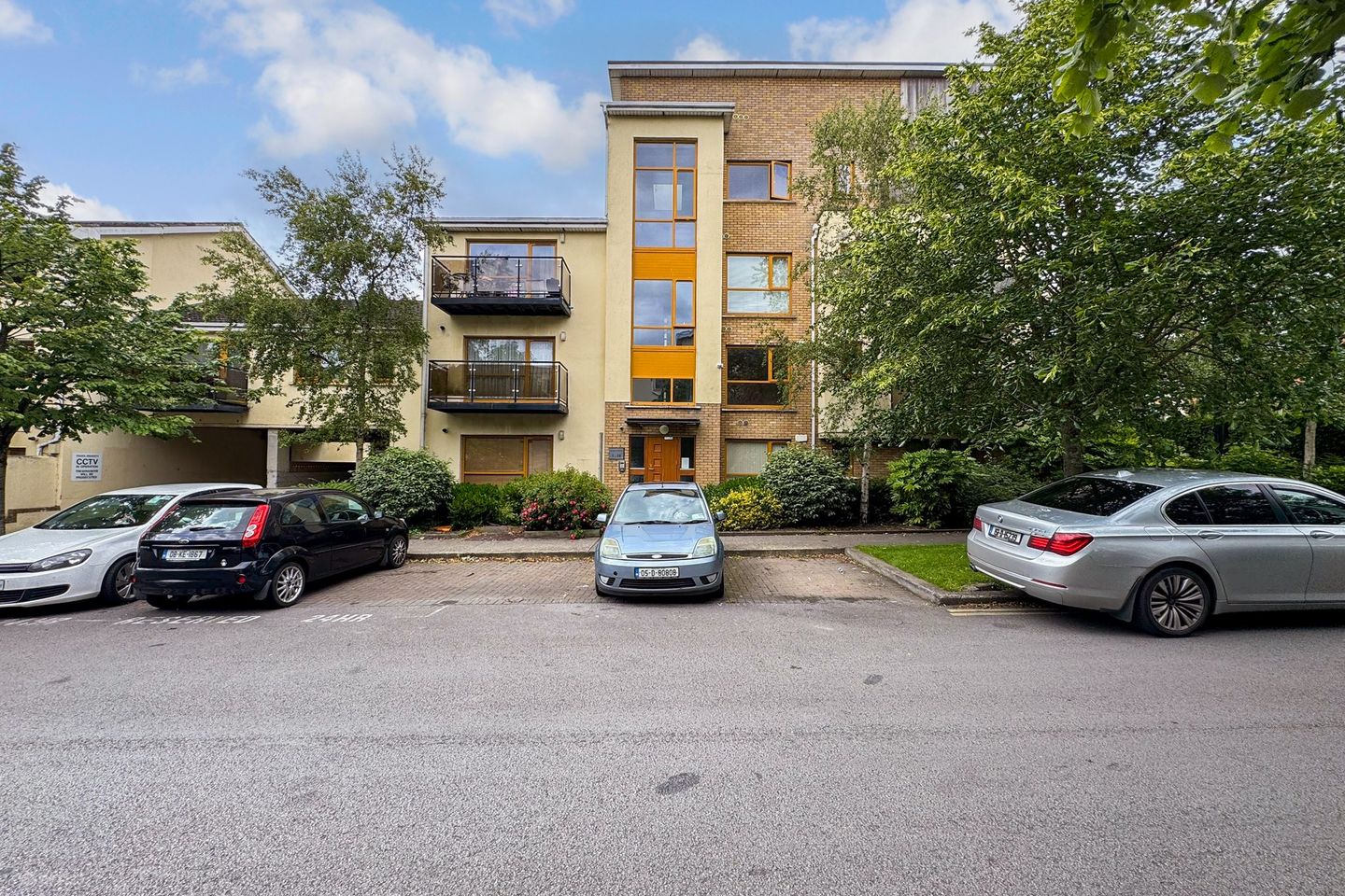 Apartment 6 Hampton Wood Park, St Margarets Road, Dublin 11, D11YC1H