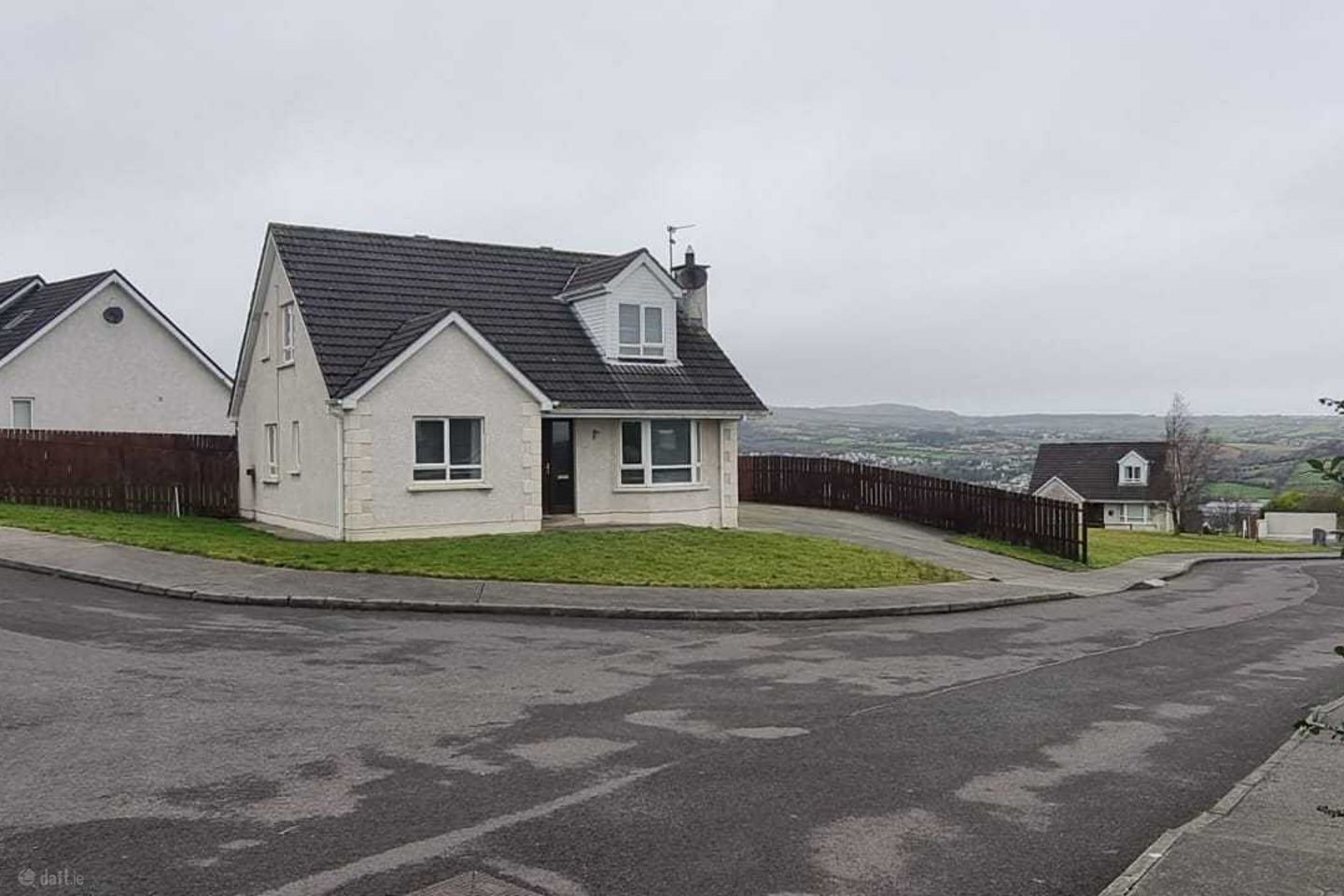 19 Woodpark, Lismonaghan, Letterkenny, Co. Donegal