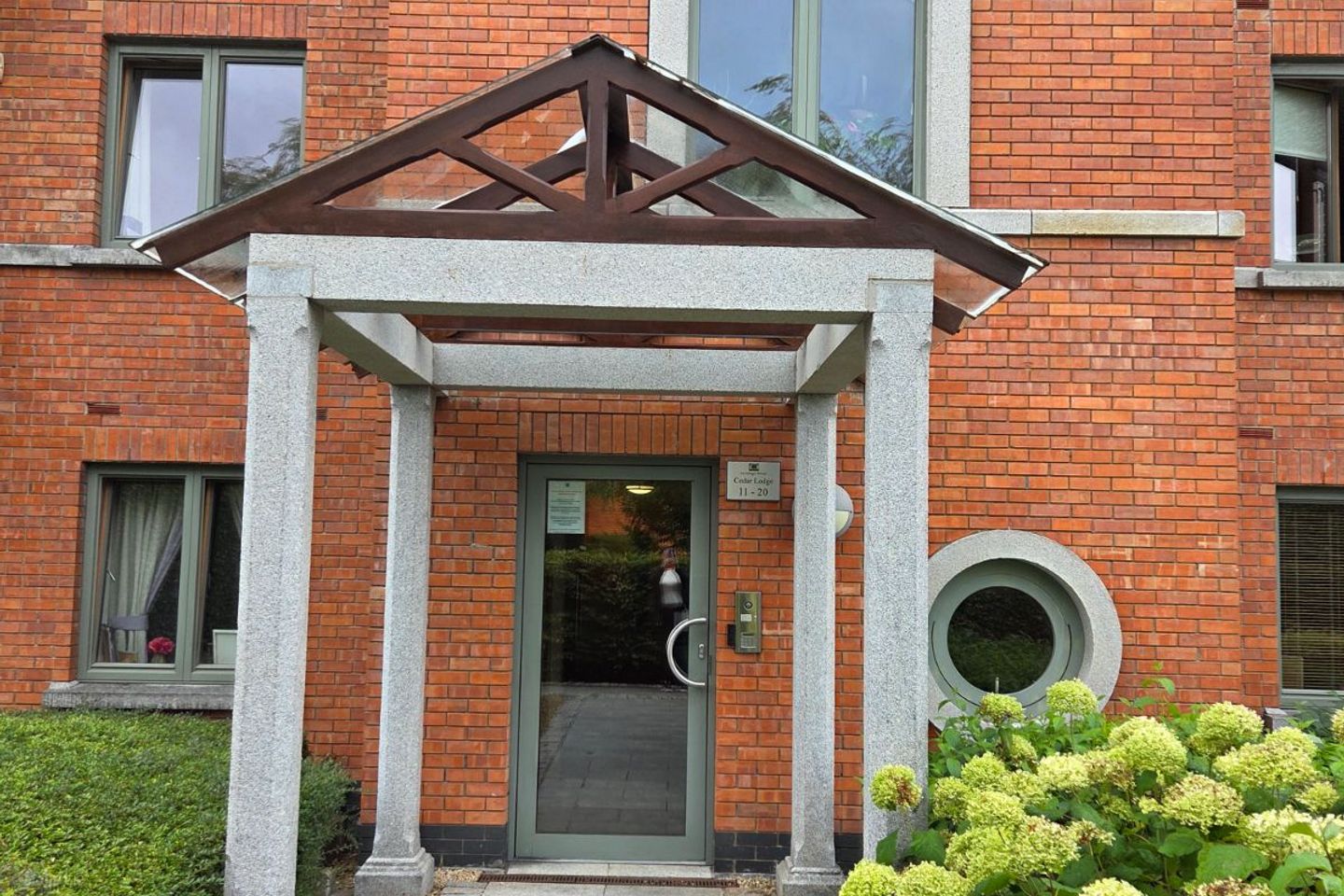 10 Cedar Lodge, Farmleigh Avenue, Strawberry Beds, Dublin 15