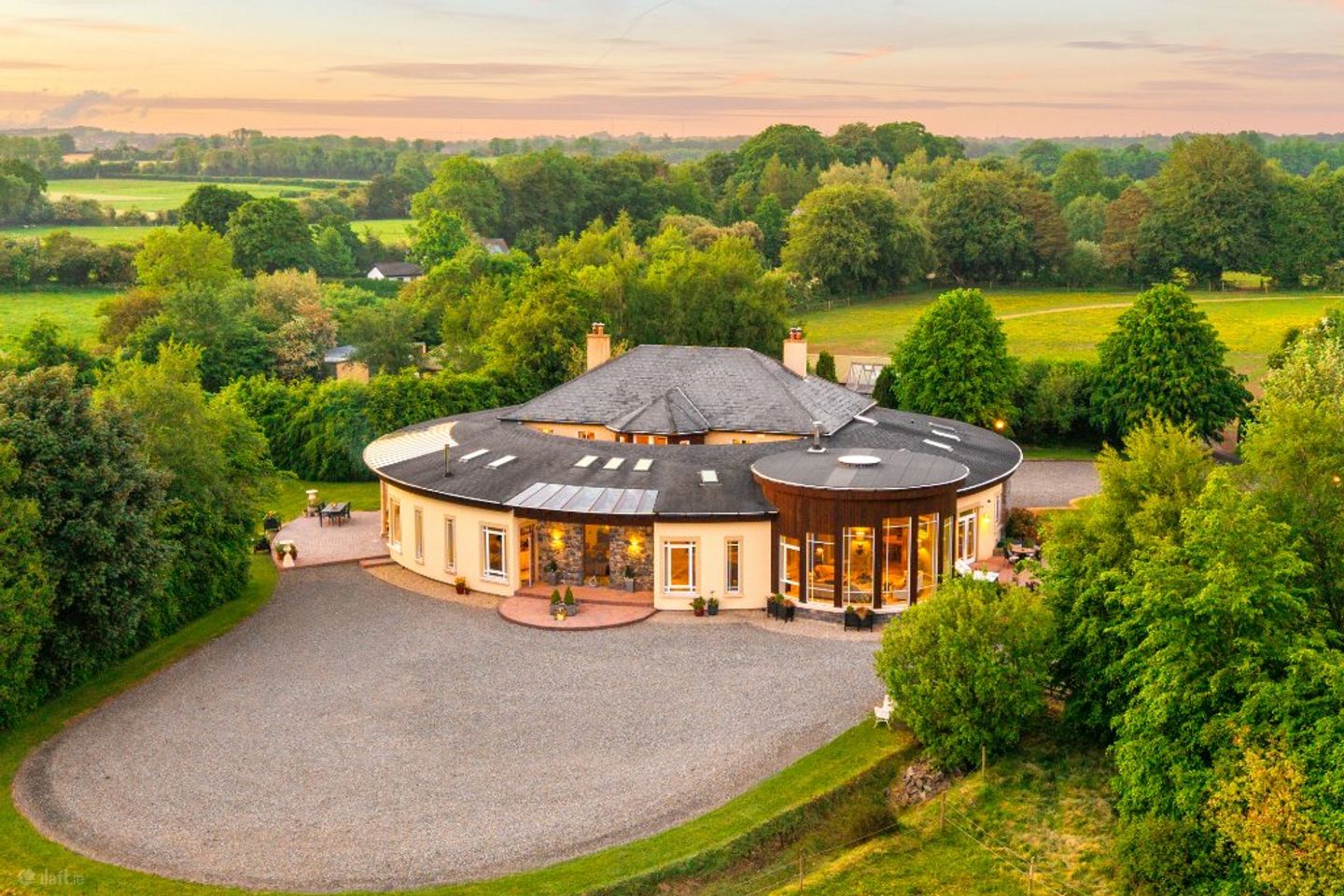 St. John's Grove, Gilltown, Kilcullen, Co. Kildare, R56XE40