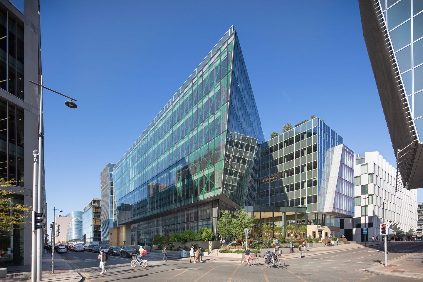 4/5 Grand Canal Square, Grand Canal Dock, Dublin 2