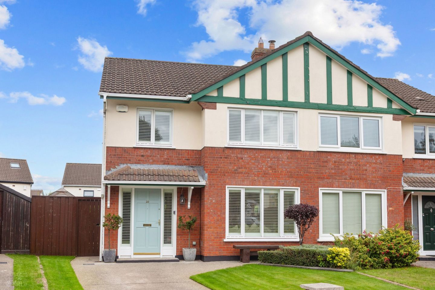 22 Glencairn Crescent, The Gallops, Leopardstown, Dublin 18, D18V6W6