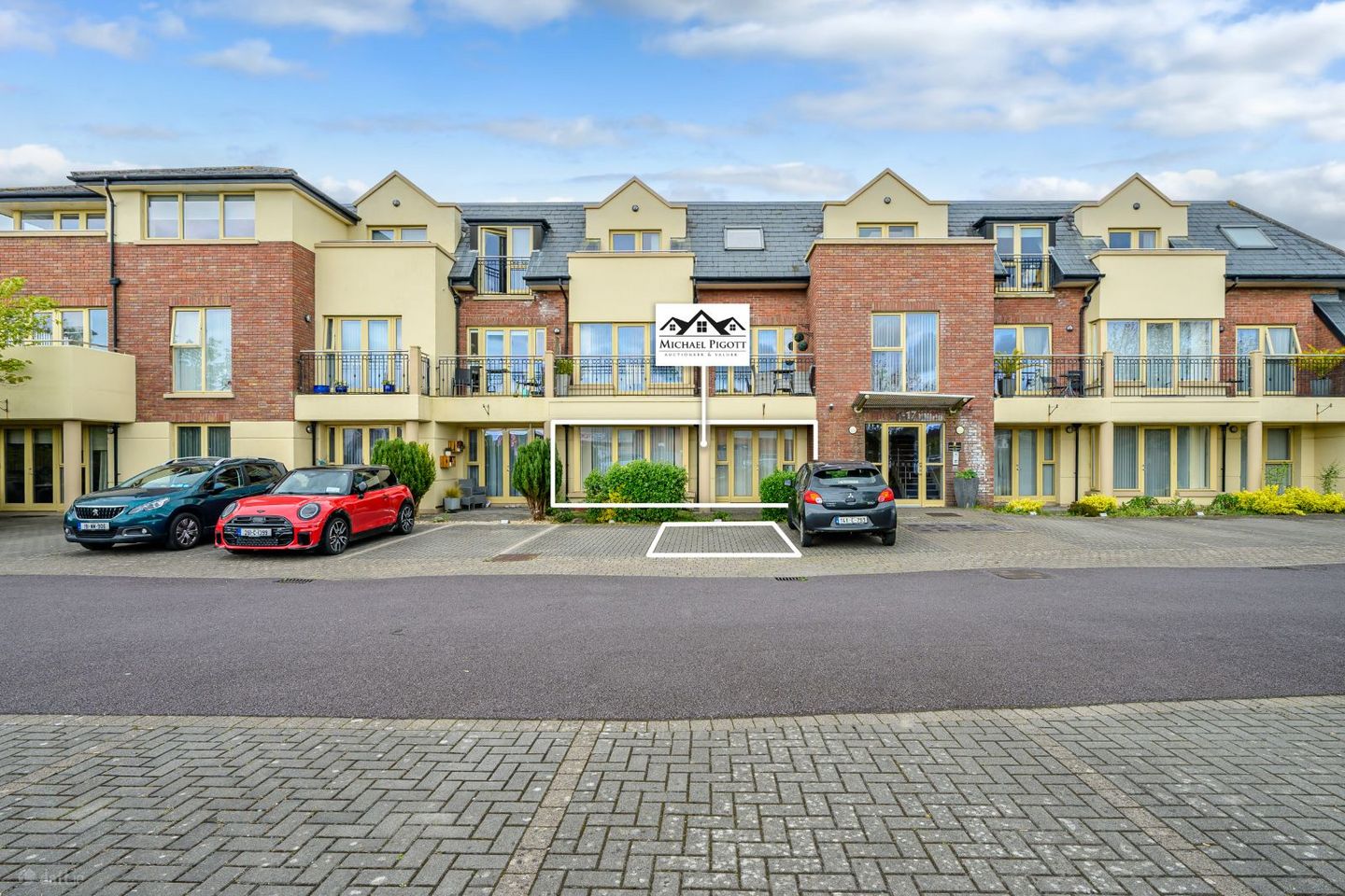 Apartment 1, The Seasons, Cork Road, Carrigaline, Co. Cork, P43K576