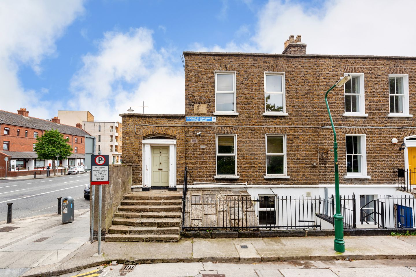 1 Pearse Square, Dublin 2, D02PC61