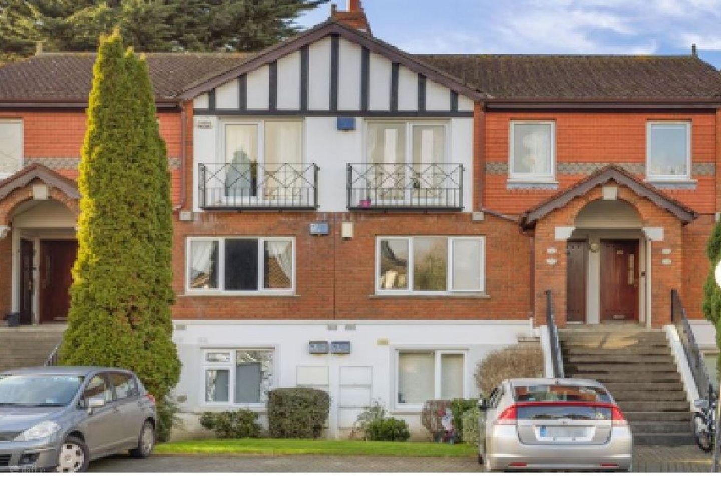 whiteoaks (beside UCD), Clonskeagh, Dublin 14