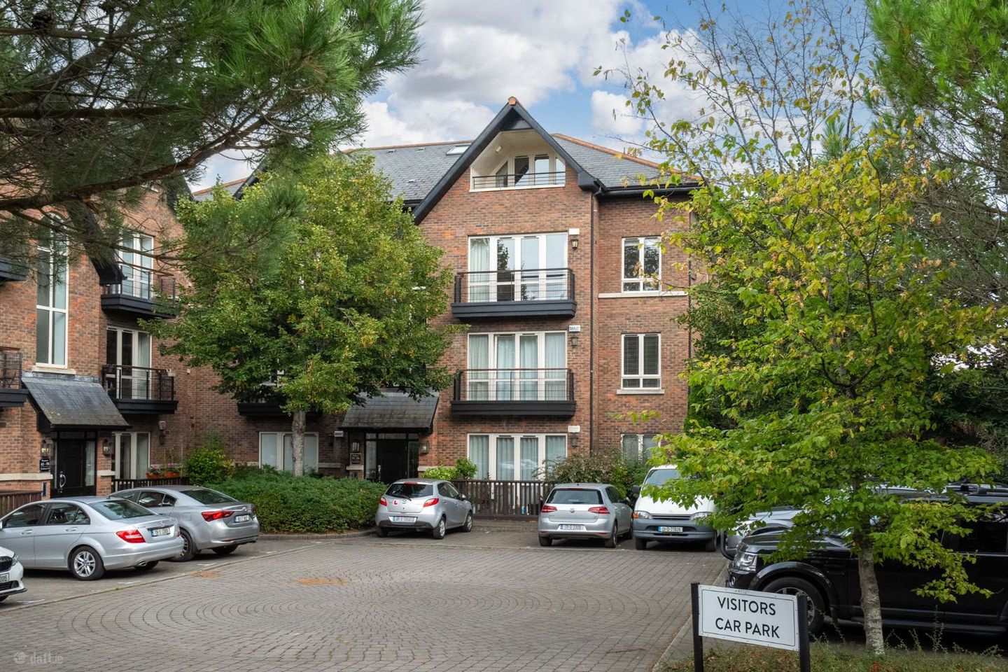 Penthouse 73, Woodview, Mount Merrion Avenue ., Blackrock, Co. Dublin, A94HN77