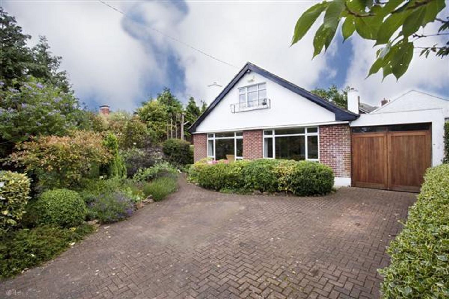 7 Embassy Lawn, Clonskeagh, Dublin 14