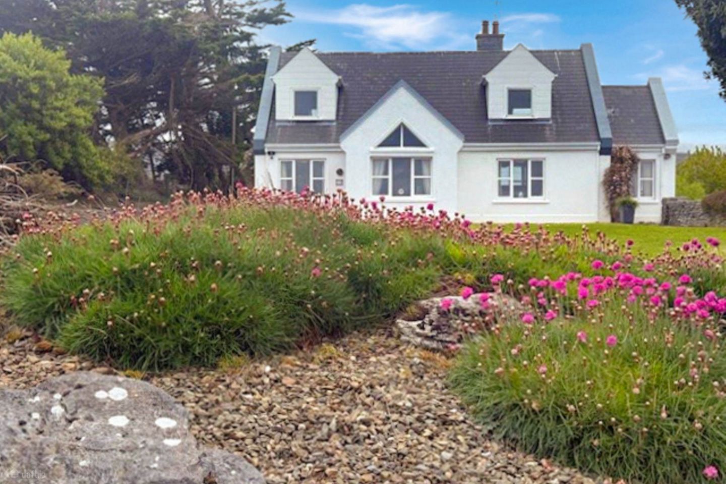 Burren Haven, Loughrask, Ballyvaughan, Co. Clare, H91Y1RV