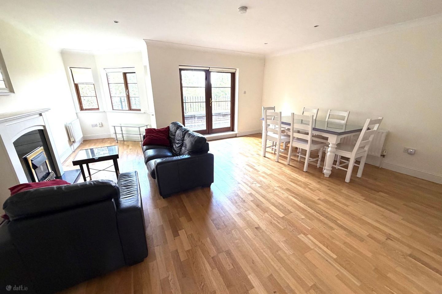 28 Woodsend, River Road, Blanchardstown, Co. Dublin