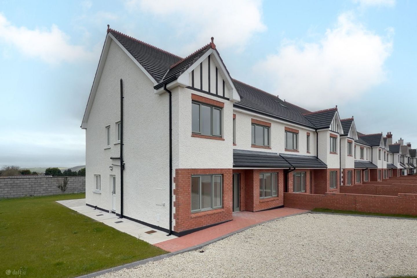 16 Hill Farm Avenue, Model Farm Road, Co. Cork, T12F9YD