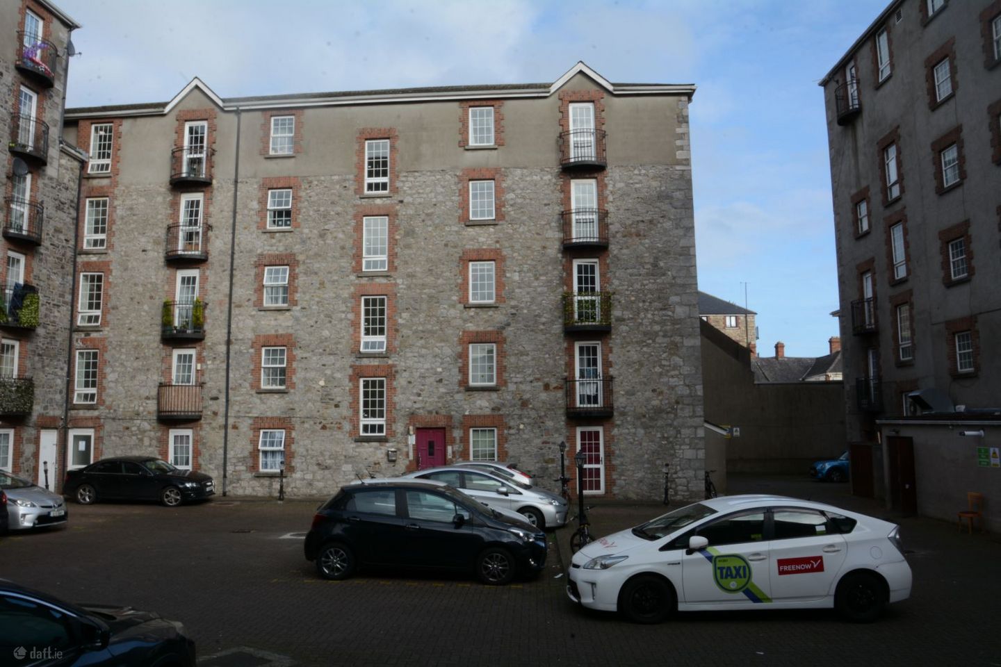 Apartment 7, Block B, Kermon House, The Mall, North Quay, Drogheda, Co. Louth, A92A339