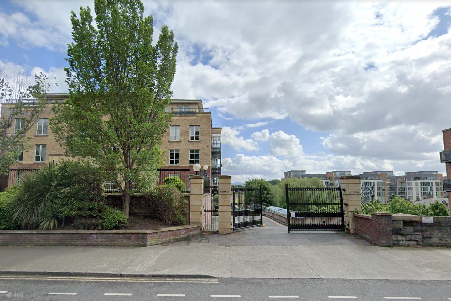 Riverpark Apartments, Conyngham Road, Islandbridge, Dublin 8