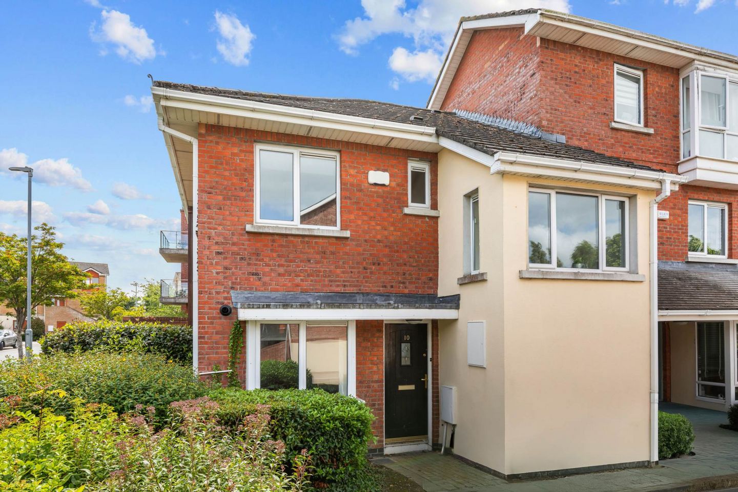 10 Fernleigh Lawn, Castleknock, Dublin 15, Co. Dublin, D15F5XY